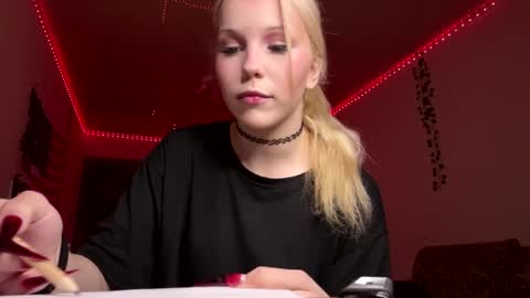 Alice online show from April 15, 2026, 6:15 pm