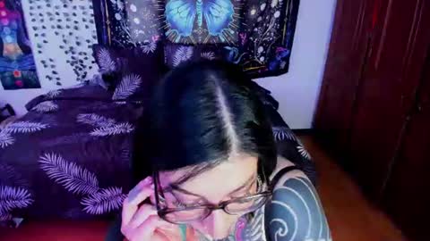 Snapshot of alice666f chatting on July 3, 2026, 4:35 pm ALiCE ROSE online show from July 3, 2026, 4:35 pm