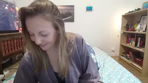 Alice online show from October 21, 2025, 3:02 pm