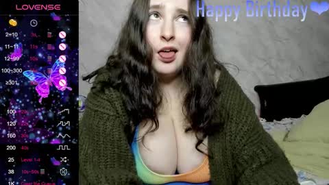 Snapshot of alice_allens chatting on September 24, 2025, 3:37 pm Alice online show from September 24, 2025, 3:37 pm