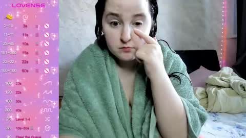 Snapshot of alice_allens chatting on October 12, 2025, 10:47 am Alice online show from October 12, 2025, 10:47 am