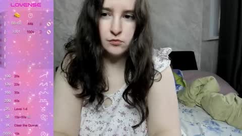 Snapshot of alice_allens chatting on October 27, 2025, 11:14 am Alice online show from October 27, 2025, 11:14 am