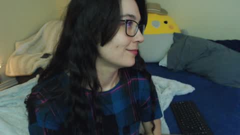 Snapshot of alice_asks chatting on January 18, 2025, 6:34 am Alice Asks online show from January 18, 2025, 6:34 am