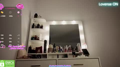 Snapshot of alice_bane chatting on February 17, 2026, 7:53 pm A R Y A T I A online show from February 17, 2026, 7:53 pm