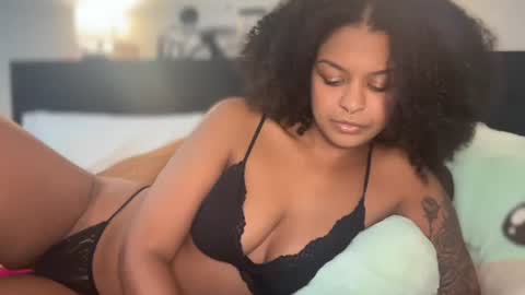 Snapshot of alice_erotica chatting on October 20, 2025, 8:09 pm alice erotica online show from October 20, 2025, 8:09 pm