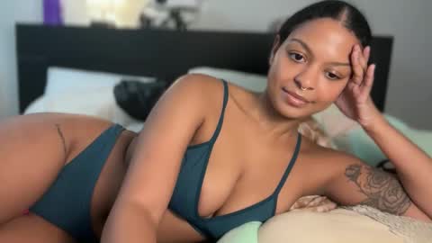 Snapshot of alice_erotica chatting on February 12, 2026, 8:59 pm alice erotica online show from February 12, 2026, 8:59 pm