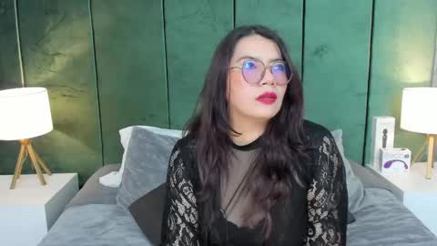 Snapshot of alice_gomezz chatting on October 8, 2025, 1:58 am Alice online show from October 8, 2025, 1:58 am