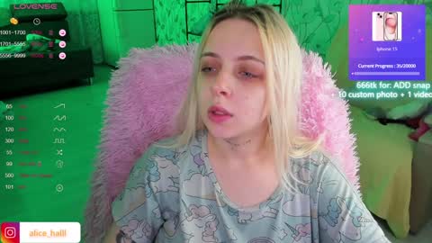 alice_halle online show from December 3, 2024, 5:23 pm