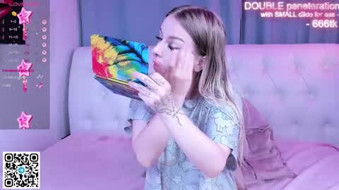 alice_halle online show from November 7, 2025, 12:43 am