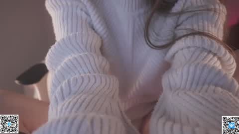 Snapshot of alice_kosmos chatting on September 13, 2025, 10:09 pm Alice online show from September 13, 2025, 10:09 pm