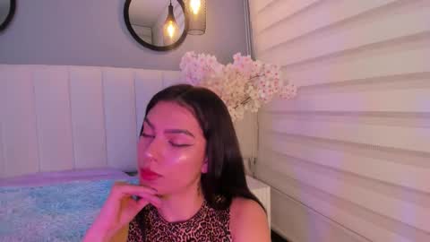 alice_lodge online show from October 18, 2025, 3:42 am