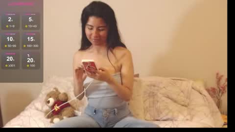 Snapshot of alice_middle01 chatting on October 14, 2025, 4:52 pm Alice online show from October 14, 2025, 4:52 pm