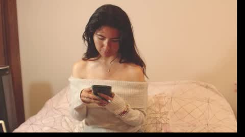 Snapshot of alice_middle01 chatting on November 11, 2025, 2:28 pm Alice online show from November 11, 2025, 2:28 pm