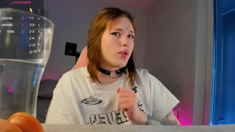 Snapshot of alice_moonshard chatting on February 15, 2026, 10:58 am Alice online show from February 15, 2026, 10:58 am