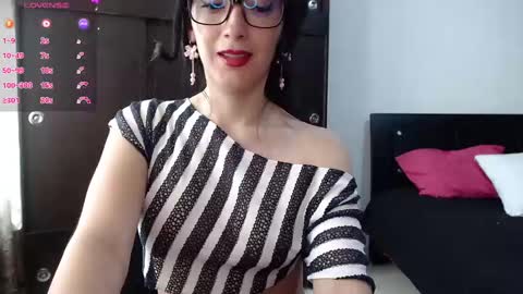 Snapshot of alice_mossa10 chatting on December 5, 2024, 4:12 pm alice mossa online show from December 5, 2024, 4:12 pm