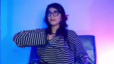 Snapshot of alice_phantom chatting on February 19, 2026, 11:23 pm online show from February 19, 2026, 11:23 pm