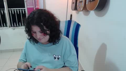 Alicia Aldara online show from October 11, 2025, 4:01 am