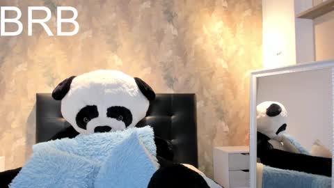 Snapshot of alice_rose5 chatting on October 17, 2025, 3:20 am Alice online show from October 17, 2025, 3:20 am