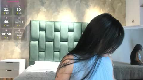 Snapshot of alice_rose5 chatting on November 4, 2025, 4:11 am Alice online show from November 4, 2025, 4:11 am