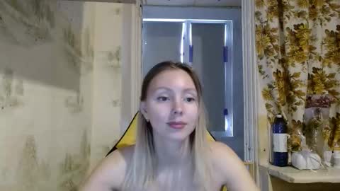 Snapshot of alice_smiles chatting on March 21, 2026, 11:15 am Alice smiles online show from March 21, 2026, 11:15 am