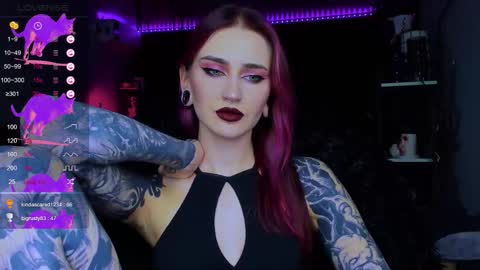 Snapshot of alice_specter chatting on October 18, 2025, 6:41 pm Alice online show from October 18, 2025, 6:41 pm