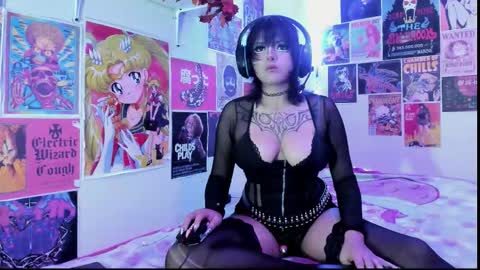 Snapshot of alice_von_rose chatting on February 12, 2026, 9:10 pm alice_von_rose online show from February 12, 2026, 9:10 pm