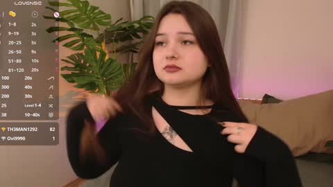 Snapshot of alice_walters chatting on December 6, 2024, 8:07 pm Alice online show from December 6, 2024, 8:07 pm