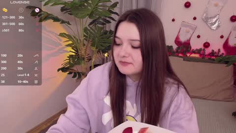 Snapshot of alice_walters chatting on December 26, 2024, 4:04 pm Alice online show from December 26, 2024, 4:04 pm