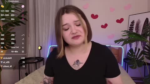 Snapshot of alice_walters chatting on February 6, 2025, 6:35 pm Alice online show from February 6, 2025, 6:35 pm