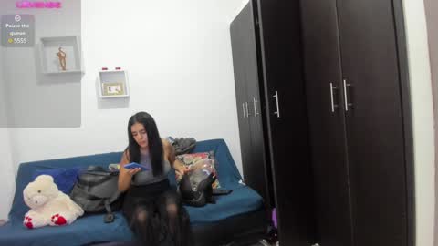 Snapshot of alice_williiams chatting on December 29, 2024, 4:40 pm alice williiams online show from December 29, 2024, 4:40 pm