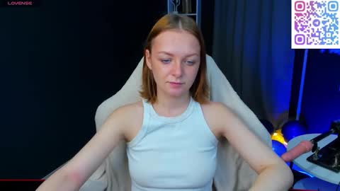 Cat online show from October 7, 2025, 2:53 am