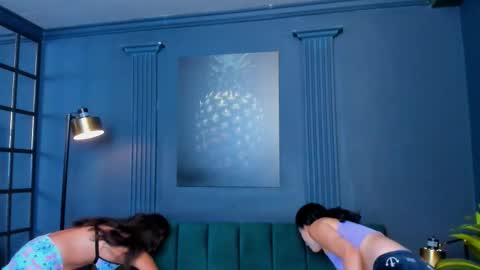 Alice and Asia online show from September 20, 2025, 2:56 am