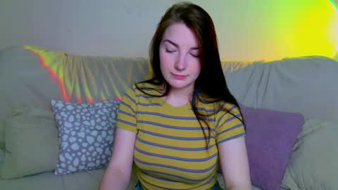 alicechanell online show from May 12, 2026, 3:25 am