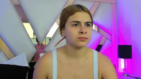 AliceCruz online show from May 29, 2026, 12:25 pm