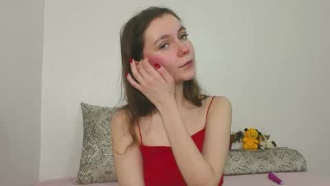 Snapshot of alicecutest chatting on December 4, 2025, 3:32 pm Alice online show from December 4, 2025, 3:32 pm