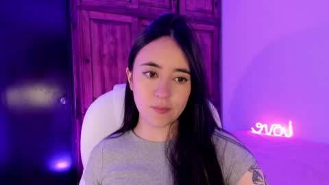 Snapshot of alicee_2 chatting on January 6, 2025, 4:13 pm Aliceee .. 97YP9VWGZHrefnav wishlist lists 1 online show from January 6, 2025, 4:13 pm