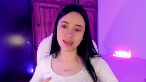 Snapshot of alicee_2 chatting on January 31, 2025, 4:59 pm Aliceee .. 97YP9VWGZHrefnav wishlist lists 1 online show from January 31, 2025, 4:59 pm