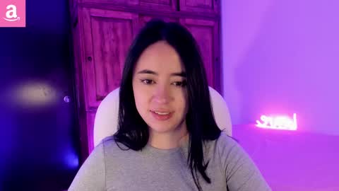 Snapshot of alicee_2 chatting on February 22, 2025, 2:30 pm Aliceee .. 97YP9VWGZHrefnav wishlist lists 1 online show from February 22, 2025, 2:30 pm
