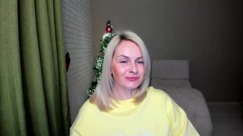 Snapshot of alicee__grace chatting on December 21, 2025, 7:54 pm Alicee online show from December 21, 2025, 7:54 pm