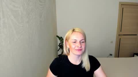 Alicee online show from March 21, 2026, 5:05 pm