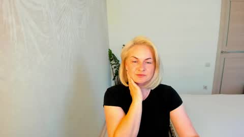 Alicee online show from May 30, 2026, 12:24 pm