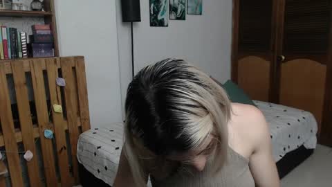 alicee_logan_ online show from May 31, 2026, 1:47 am