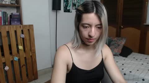 alicee_logan_ online show from July 5, 2026, 4:19 am