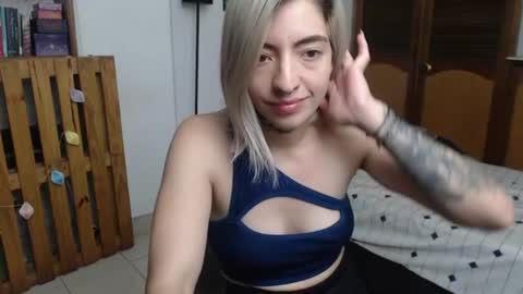 alicee_logan_ online show from July 14, 2026, 2:05 am