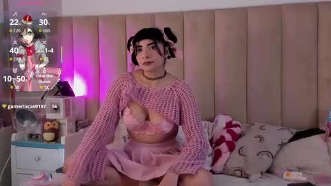 Snapshot of alicee_m00n chatting on September 10, 2025, 6:57 am Alice online show from September 10, 2025, 6:57 am