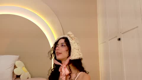 Snapshot of alicee_rodriguez chatting on January 20, 2025, 11:21 pm alice online show from January 20, 2025, 11:21 pm