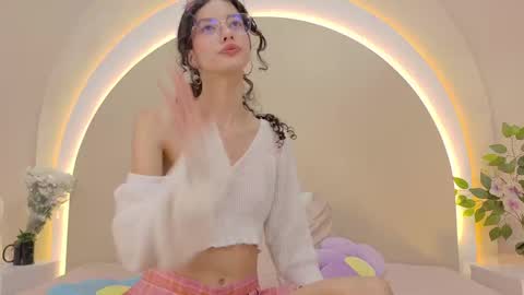 Snapshot of alicee_rodriguez chatting on September 10, 2025, 4:51 pm alice online show from September 10, 2025, 4:51 pm