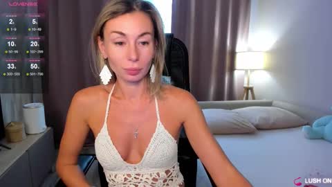 Snapshot of aliceevan chatting on November 15, 2025, 5:16 am Daniella online show from November 15, 2025, 5:16 am