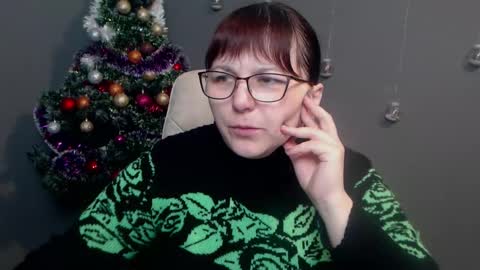 Snapshot of aliceinks chatting on December 21, 2025, 6:53 am AliceInks online show from December 21, 2025, 6:53 am