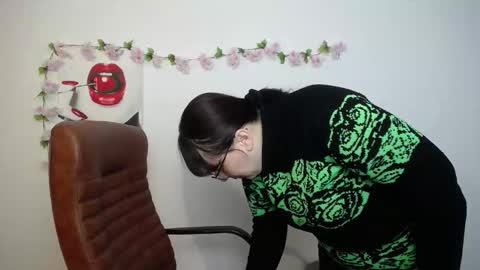 Snapshot of aliceinks chatting on January 19, 2026, 7:01 am AliceInks online show from January 19, 2026, 7:01 am